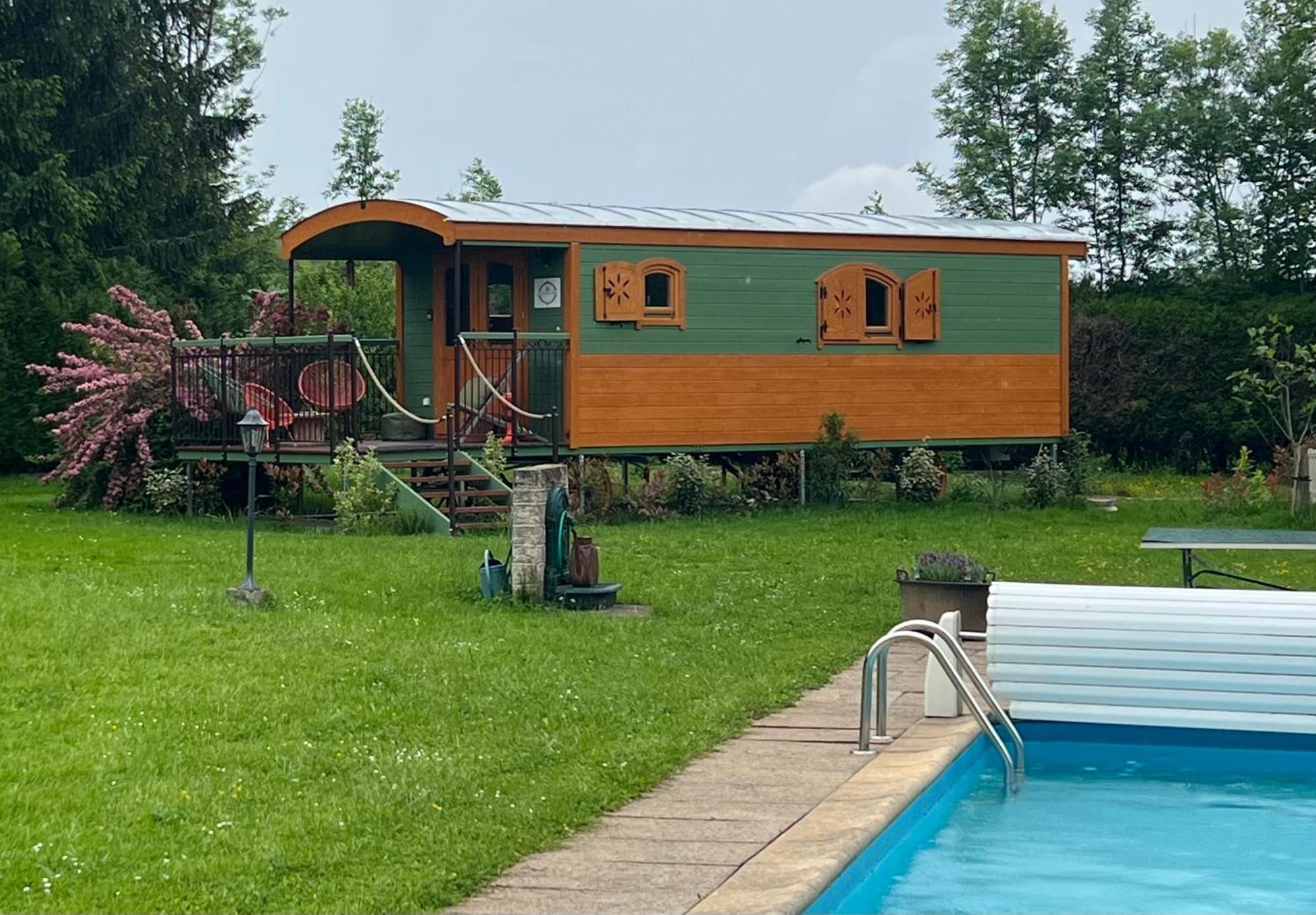 La Roulotte Deluxe De Malpas Bed and Breakfast Quingey Buitenkant foto