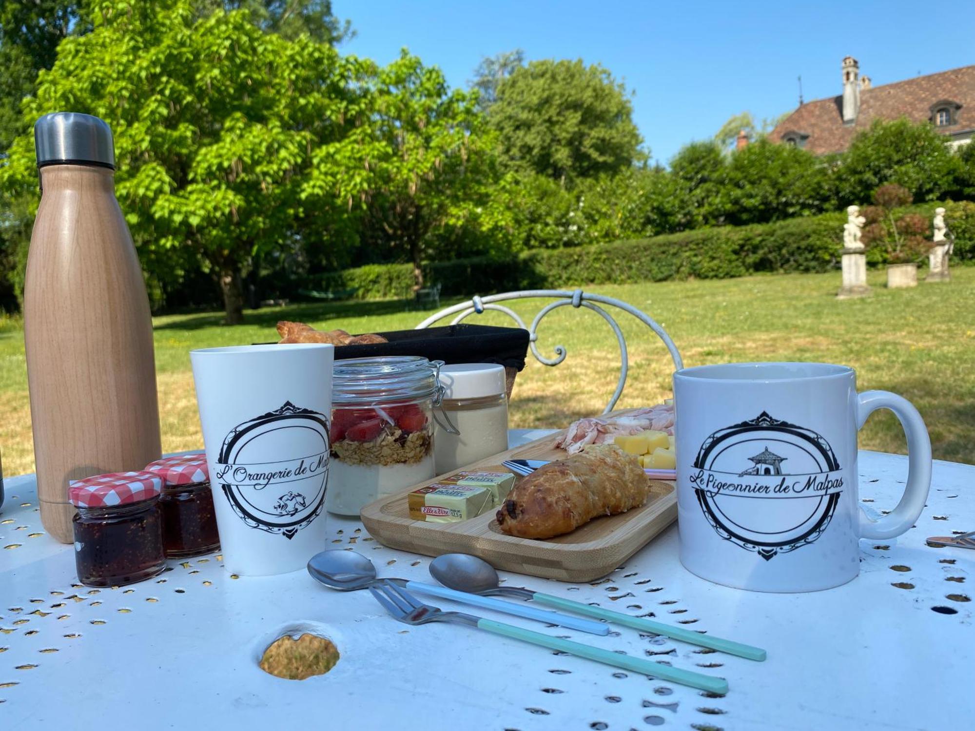 La Roulotte Deluxe De Malpas Bed and Breakfast Quingey Buitenkant foto