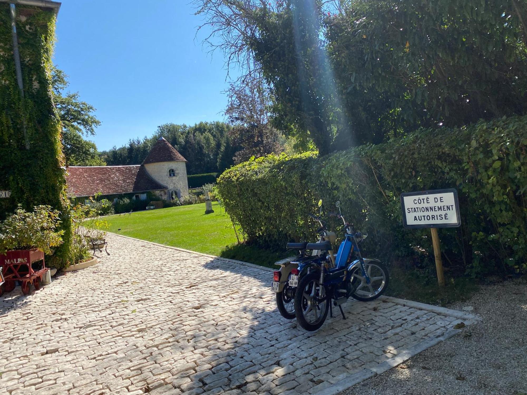 La Roulotte Deluxe De Malpas Bed and Breakfast Quingey Buitenkant foto